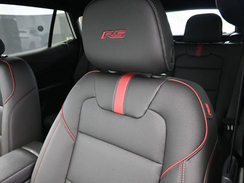 Used 2025 Chevrolet Trax RS w/ Driver Confidence Package FWD image 19