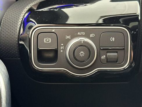 Certified 2025 Mercedes-Benz CLA 250 image 31