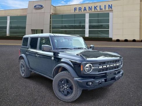 Used 2025 Ford Bronco Big Bend w/ Black Diamond Package AWD/4WD image 1