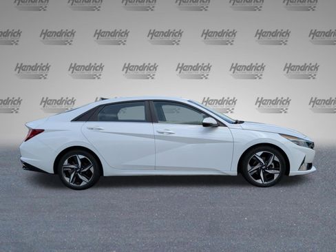 Used 2021 Hyundai Elantra SEL w/ Convenience + Premium Package FWD image 6
