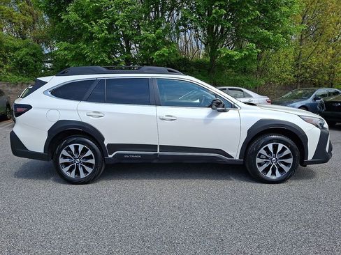 Certified 2024 Subaru Outback Limited AWD/4WD image 8