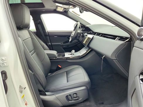 New 2025 Land Rover Range Rover Evoque S image 18