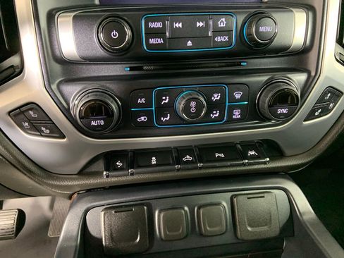 Used 2018 GMC Sierra 1500 SLT image 24