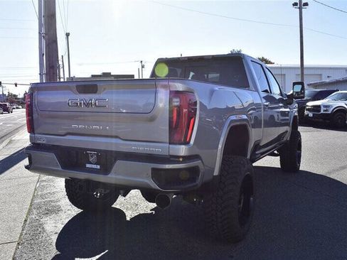 Used 2024 GMC Sierra 3500 Denali Ultimate image 31