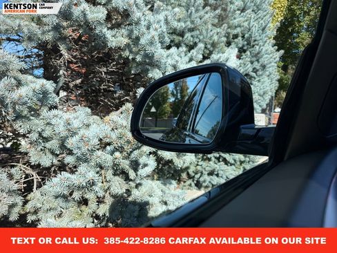 Used 2025 BMW X4 xDrive30i image 23