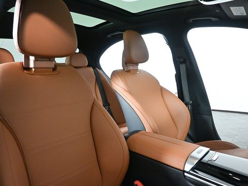 Used 2024 Mercedes-Benz C 300 C 300 image 20