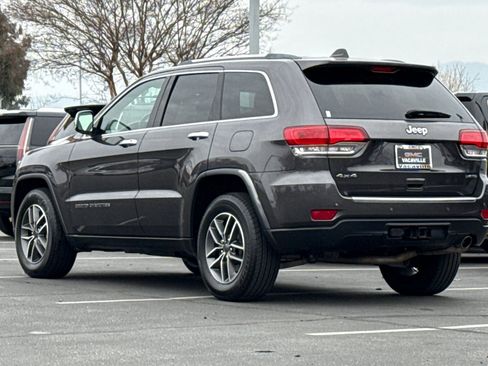 Used 2021 Jeep Grand Cherokee Limited w/ Trailer Tow Group IV image 7