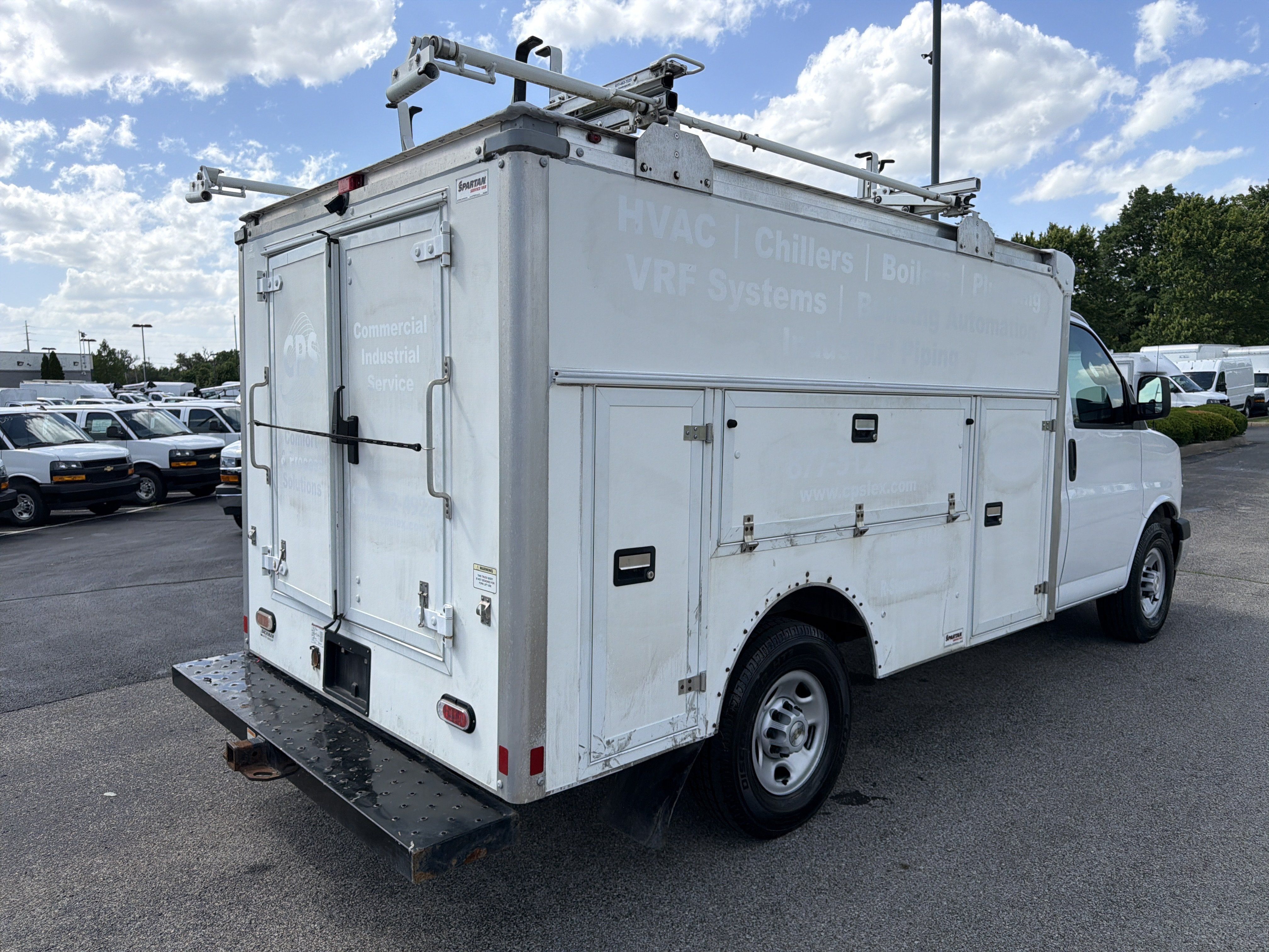 Used 2020 Chevrolet Express 3500 w/ Power Convenience Package RWD image 7