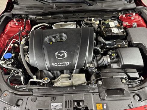 Used 2016 MAZDA MAZDA3 i Touring w/ Popular Equipment Package image 27