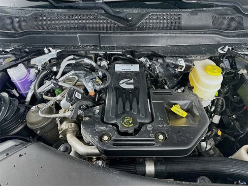 New 2025 RAM 2500 Tradesman w/ Chrome Appearance Group image 18