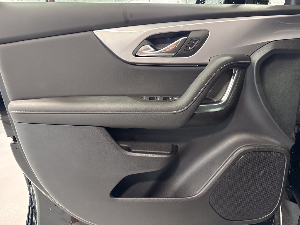 New 2026 Chevrolet Blazer LT FWD image 28