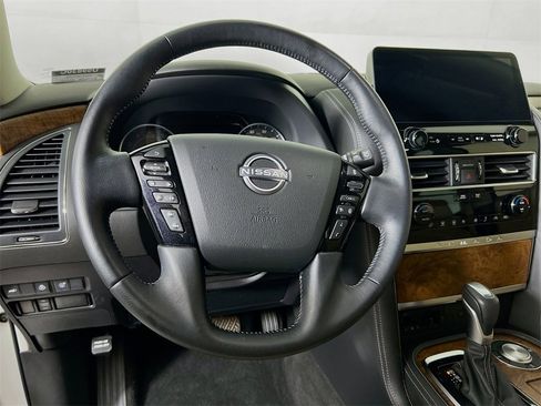 Used 2024 Nissan Armada SL w/ Captain's Chairs Package image 12