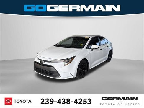Certified 2025 Toyota Corolla LE FWD image 1