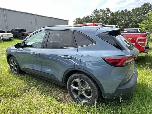 Used 2025 Ford Escape ST-Line FWD image 14