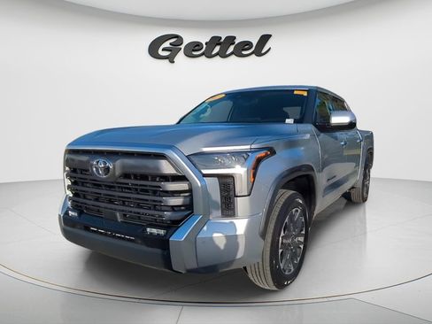 Used 2023 Toyota Tundra Limited w/ Power Package AWD/4WD image 1