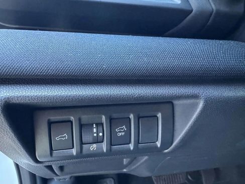 Used 2021 Subaru Outback Premium image 14