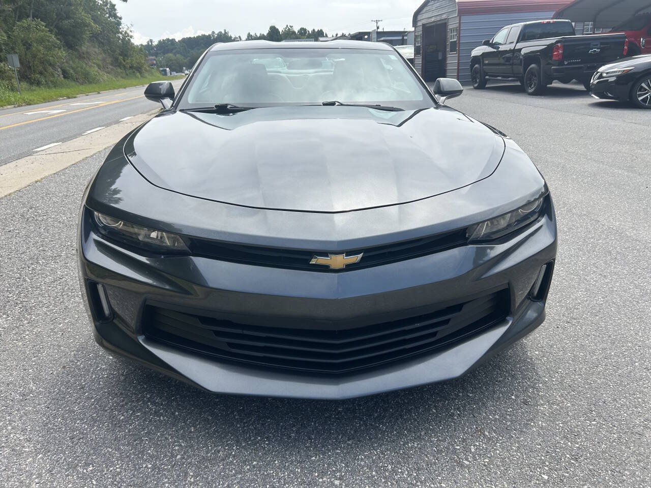 Used 2017 Chevrolet Camaro LT RWD image 5