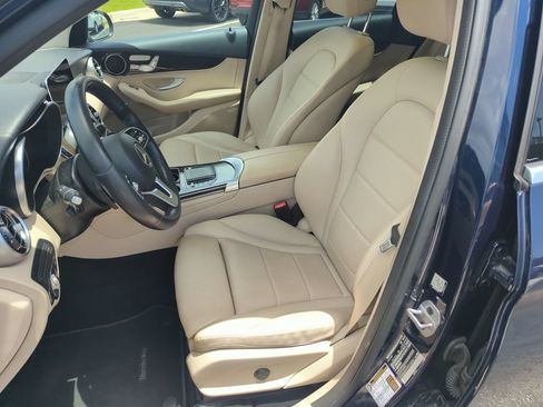 Used 2022 Mercedes-Benz GLC 300 image 12