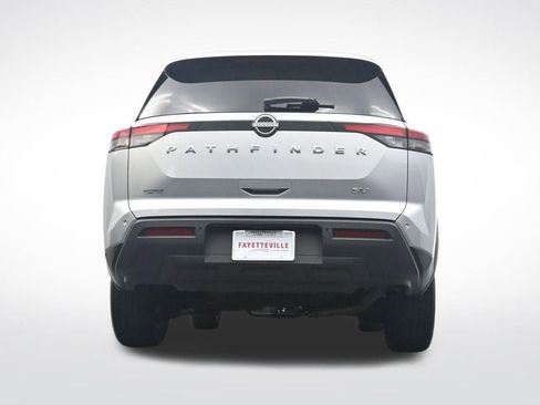 Used 2024 Nissan Pathfinder SV image 36