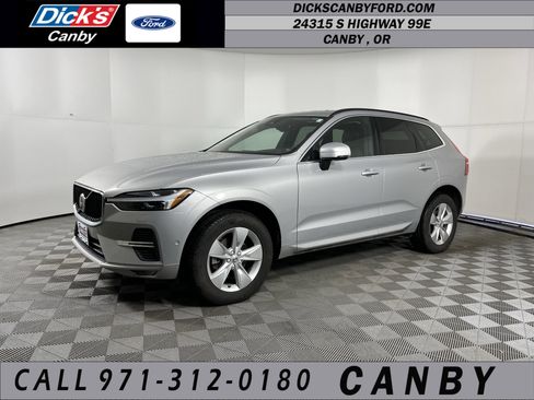 Used 2022 Volvo XC60 B5 Momentum image 1