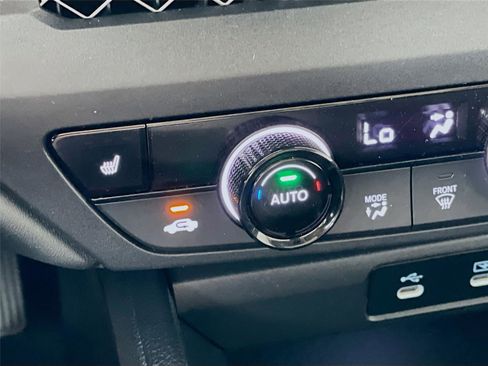 Used 2025 Honda Accord SE image 24