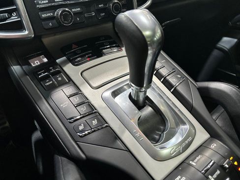 Used 2014 Porsche Cayenne GTS AWD/4WD image 59