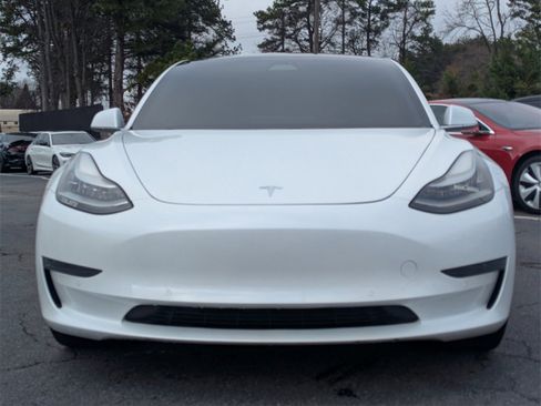 Used 2019 Tesla Model 3 Standard Range Plus image 23