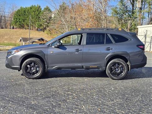 Used 2025 Subaru Outback Wilderness image 23