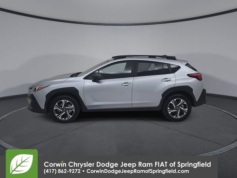 Used 2025 Subaru Crosstrek 2.5i Premium AWD/4WD image 9
