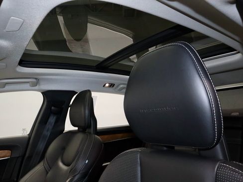 Used 2019 Volvo S90 T6 Inscription w/ Advanced Package image 32