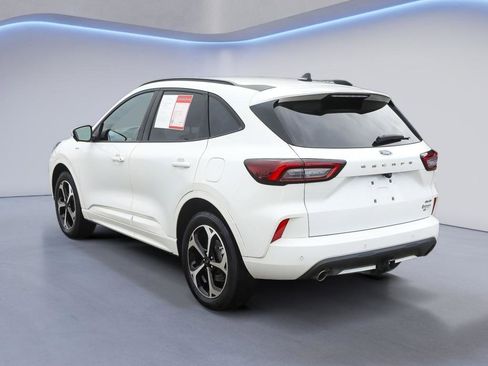 Used 2023 Ford Escape ST-Line Select w/ Tech Pack #2 image 4