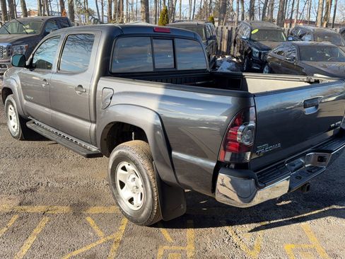 Used 2011 Toyota Tacoma 4x4 Double Cab image 7