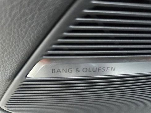 New 2026 Audi SQ8 Prestige image 25