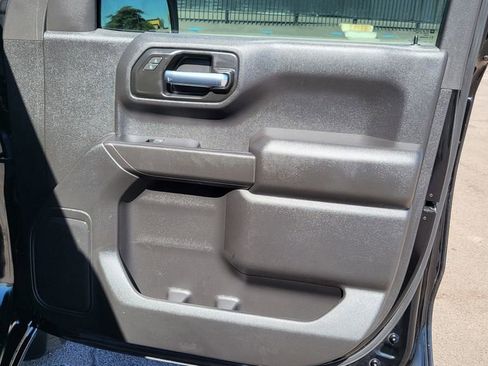 Used 2021 Chevrolet Silverado 1500 Custom image 15
