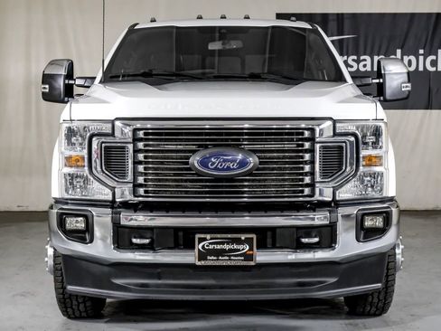 Used 2022 Ford F350 Lariat w/ Lariat Ultimate Package image 3