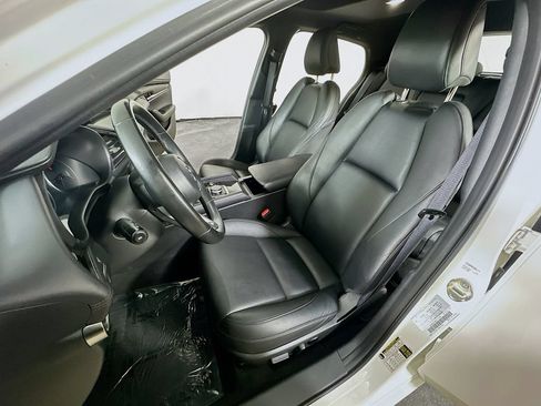 Used 2024 MAZDA MAZDA3 s FWD image 15