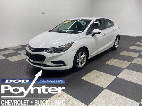 Used 2017 Chevrolet Cruze LT w/ Convenience Package image 1