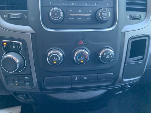 Used 2017 RAM 1500 Express AWD/4WD image 20