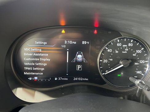 Used 2023 Nissan Kicks SV FWD image 10