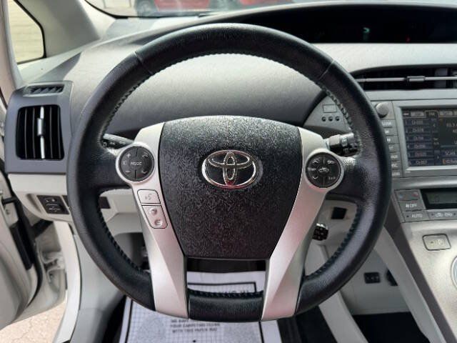 Used 2014 Toyota Prius Four w/ Solar Roof Package FWD image 13
