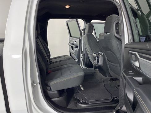 Used 2022 RAM 1500 Big Horn AWD/4WD image 45