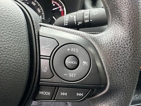 Used 2025 Toyota RAV4 XLE w/ Convenience Package AWD/4WD image 33