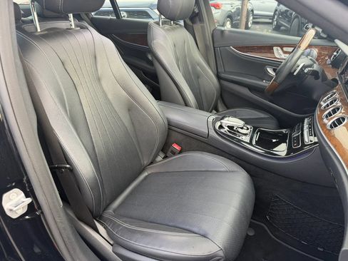 Used 2017 Mercedes-Benz E 300 image 11