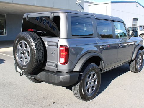 Used 2025 Ford Bronco Big Bend image 3