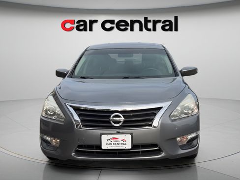 Used 2014 Nissan Altima 2.5 S FWD image 9