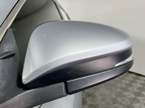 Used 2019 Toyota Highlander Limited image 13