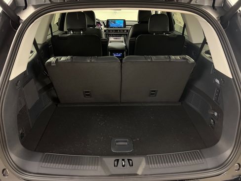 New 2026 Lincoln Aviator Premiere w/ Jet Appearance Package image 35