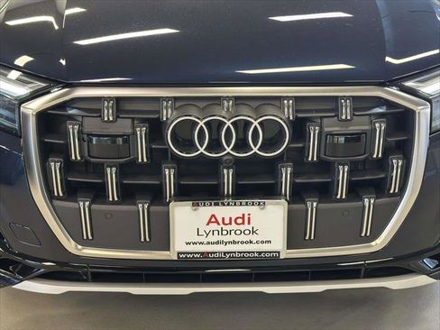Used 2025 Audi Q7 3.0T Premium w/ Convenience Package image 8