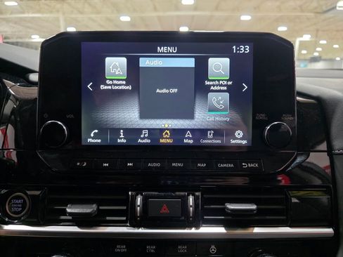 Used 2023 Nissan Pathfinder SL AWD/4WD image 20