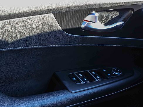 Certified 2023 Kia Forte GT-Line w/ GT-Line Premium Package image 15